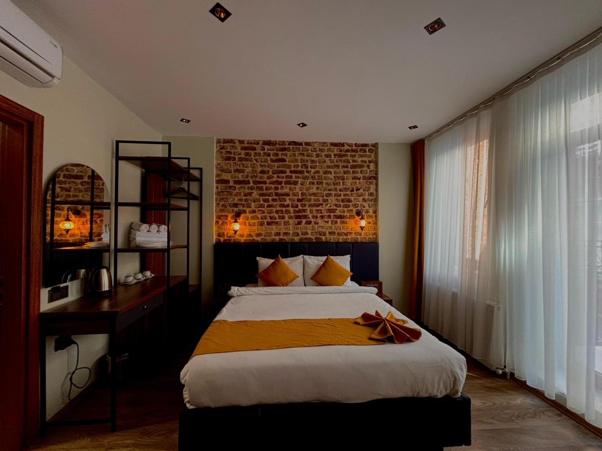 Galata Calm Tale Hotel